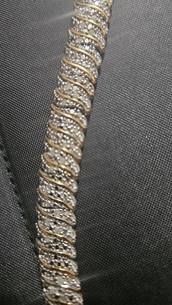 2 Carat Total Weigh 14k Gold Braclet