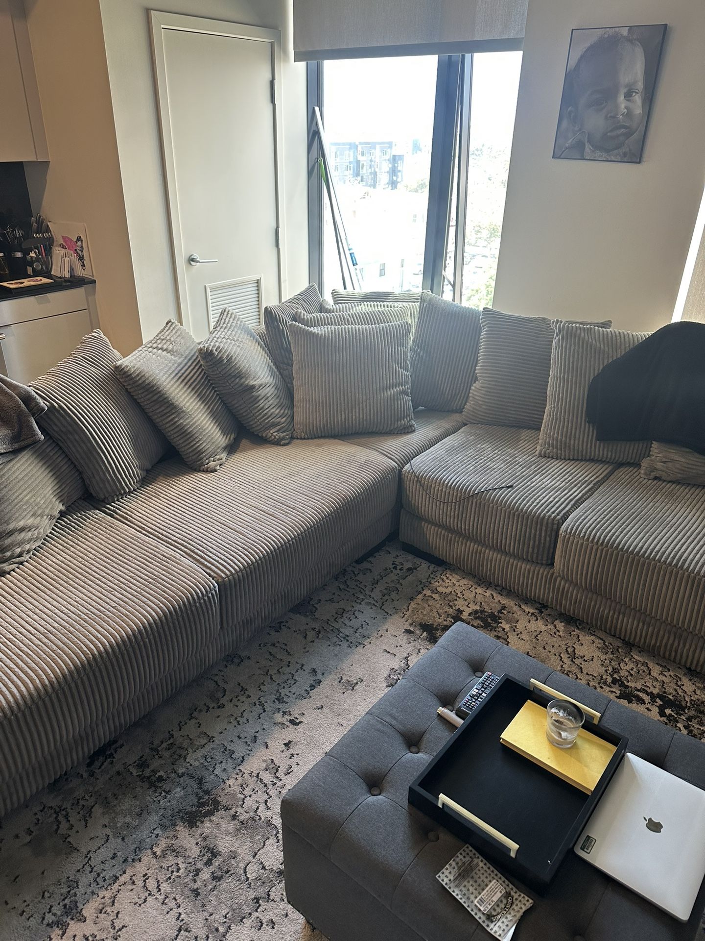 3 piece Sectional couch