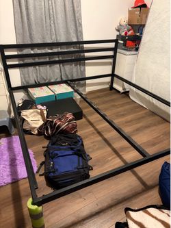King Metal Bed Frame