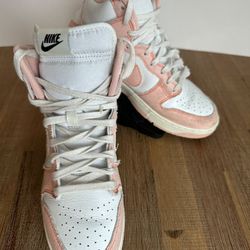 Nike Womens Dunk High 1985 ‘Arctic Orange’ Pink Sneakers