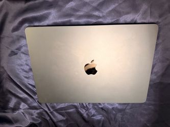 Apple 2024 MacBook Air 15-inch Laptop with M3 chip: Built for Apple Intelligence, 15.3-inch Liquid Retina Display, 16GB Unified Memory, 512GB SSD Stor