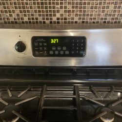 Frigidaire Professional Series Gas Range