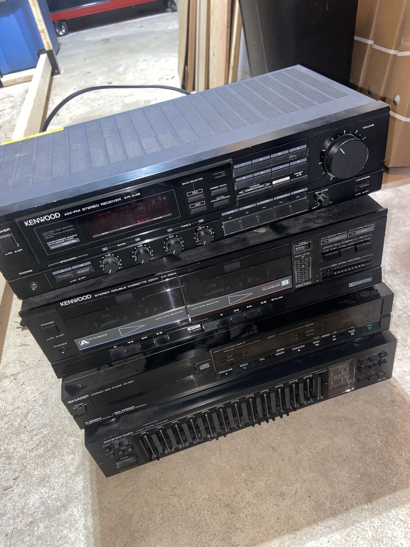 Equalizer / Stereo Receiver / Disc Player / Double Cassette