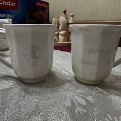 Rare Vintage Pfaltzgraff “Heritage Collection” Collector's Club Mug 1989 (set of 2)