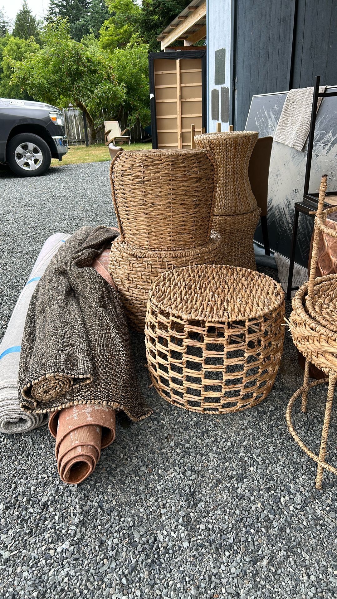 Single Woven Table