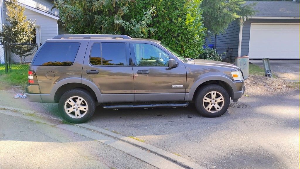2006 Ford Explorer