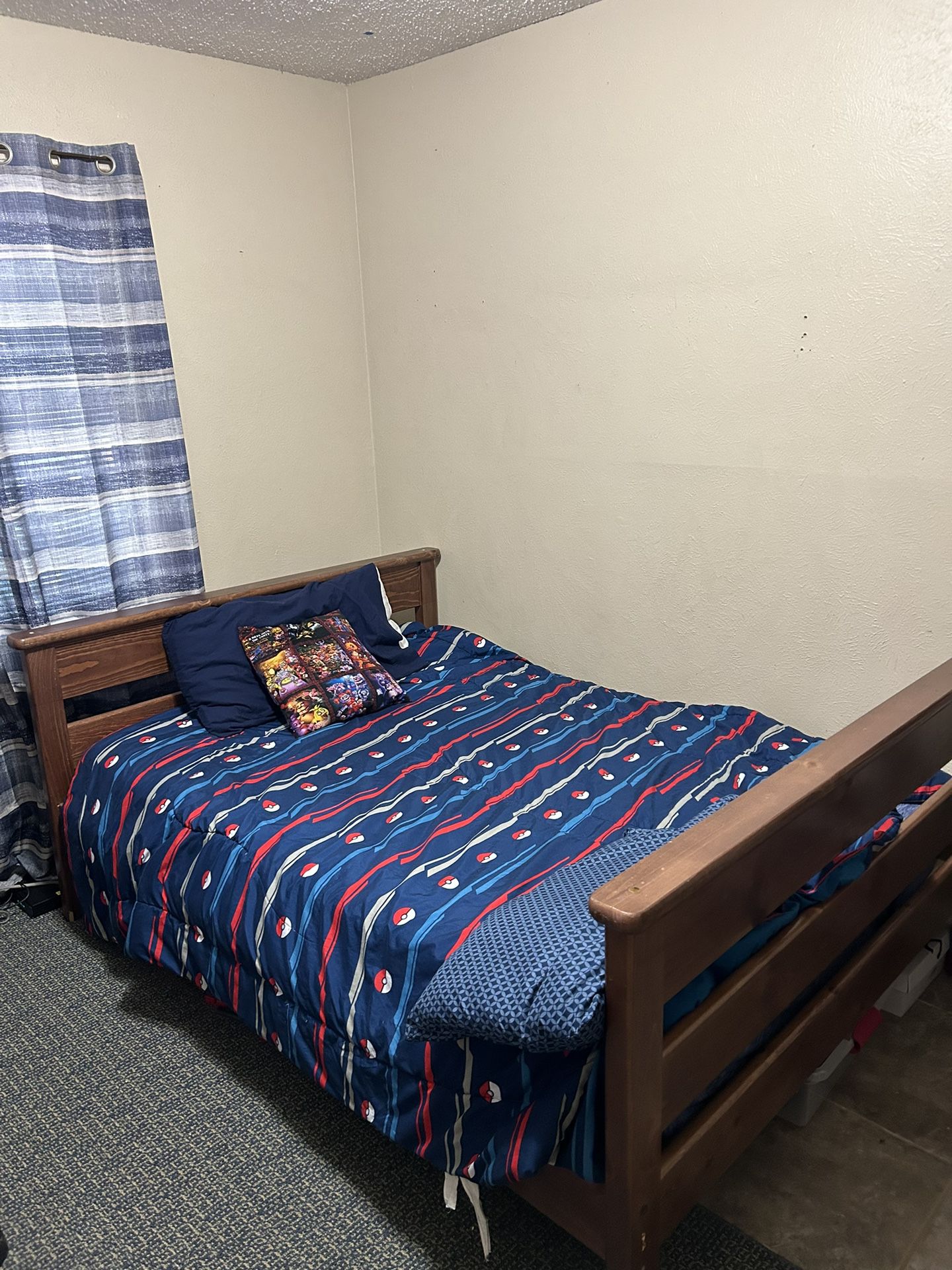Free Wooden Bunk beds