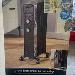 Mainstays Mechanical Oil Filled Electric Radiator Space Heater, Black, New, WSHO702ABB