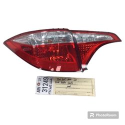2014 2016 TOYOTA COROLLA LEFT SIDE TAIL LIGHT OEM