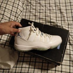 Jordan 11 Legend Blue 