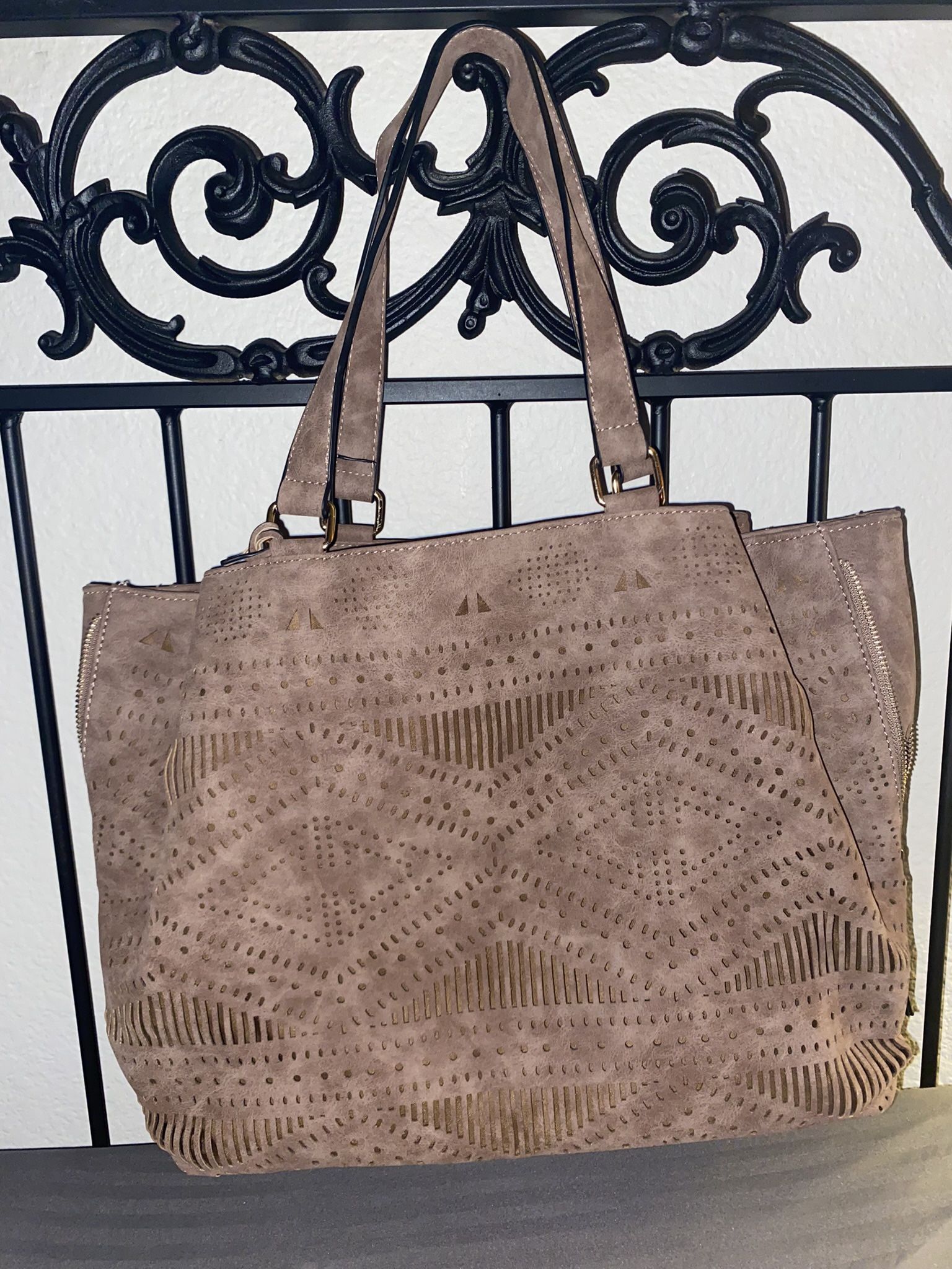 Violet ray Perforated Faux Leather Purse NEW