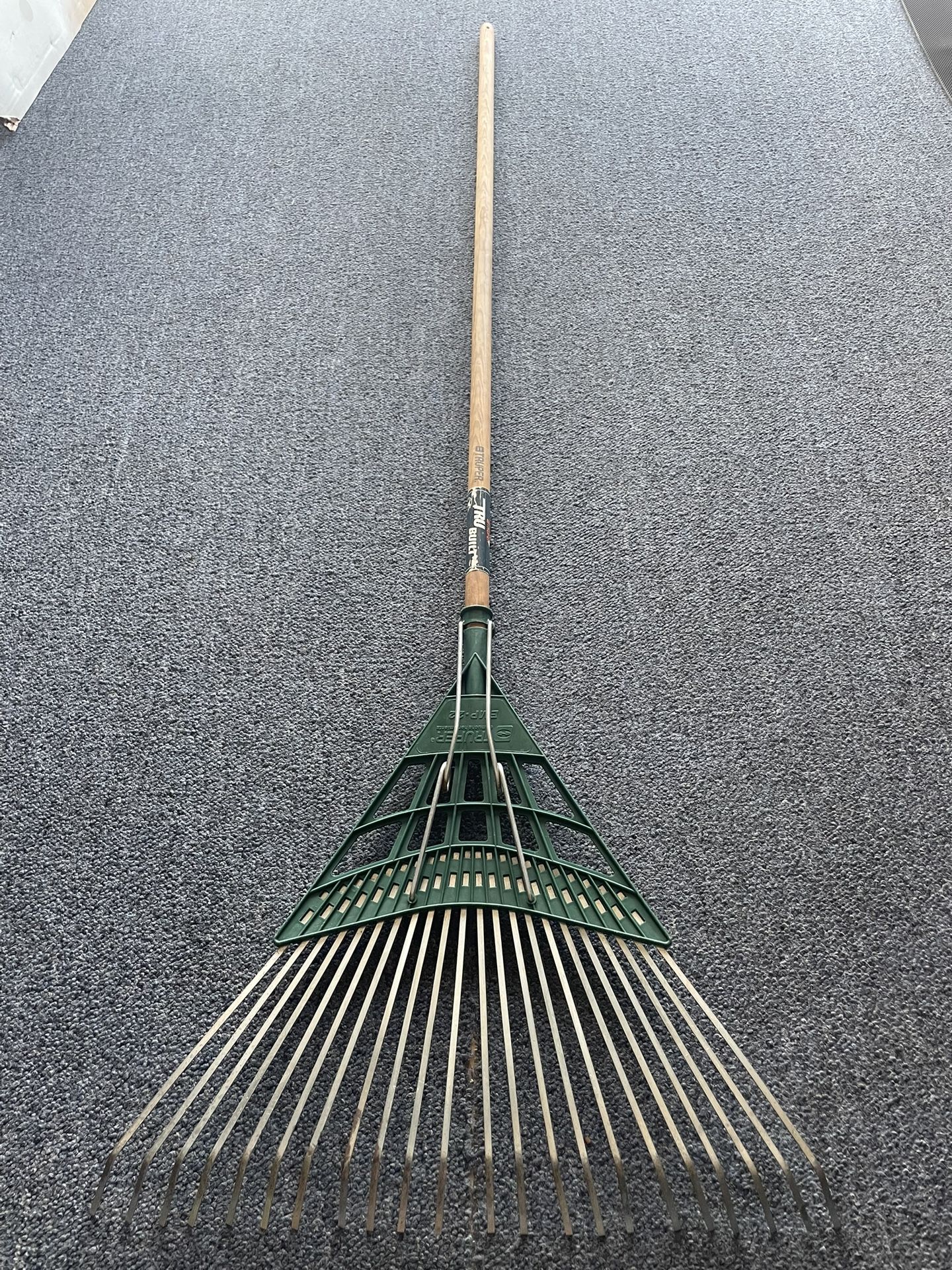 Tru Built Wire Rake