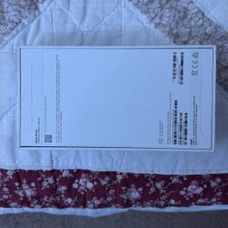 Yellow iPhone 15 Plus 128 GB Unlocked In Excellent Condition