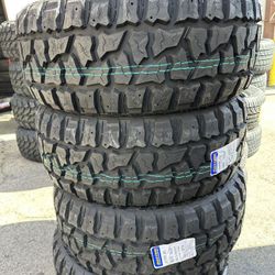 New Tire LT 33x12.50R18 Maxtrek R/T 10 Ply Set Of 4 Tires Finance Available