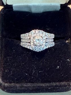 White Gold diamond wedding set