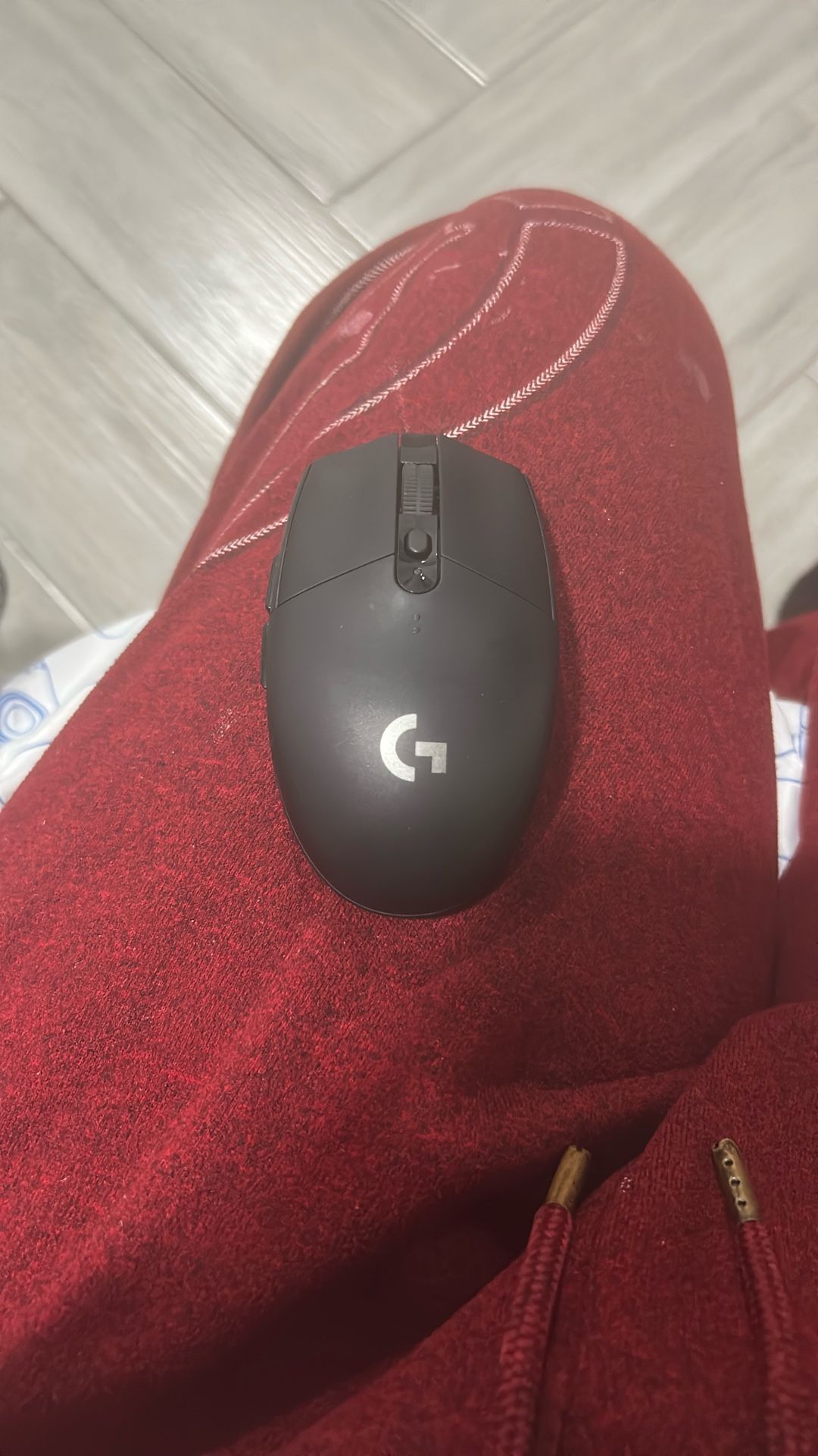 Logitech G305
