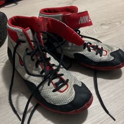 Size 9.5 Nike Wrestling Shoes