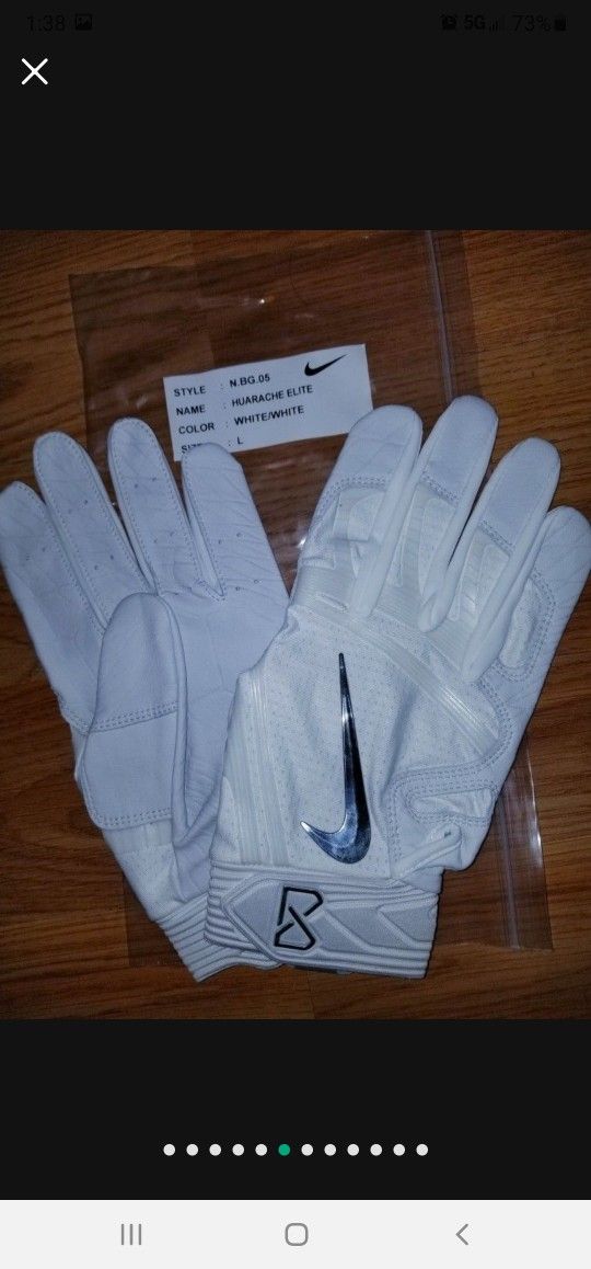 BRAND NEW NIKE HUARACHE ELITE BASEBALL BATTING GLOVES College White CHROME ADULT Sizes Large Only