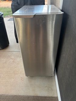 HOSHIZAKI ICE MAKER AM-50BAE