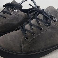 NEW Ugg Brock Mens Gray Nubuck Lace Up Waterproof Sneakers Shoes 9