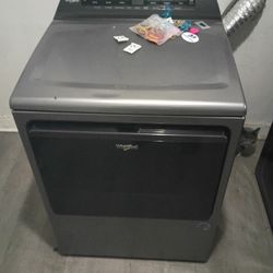 Whirlpool Washer And Dryer 