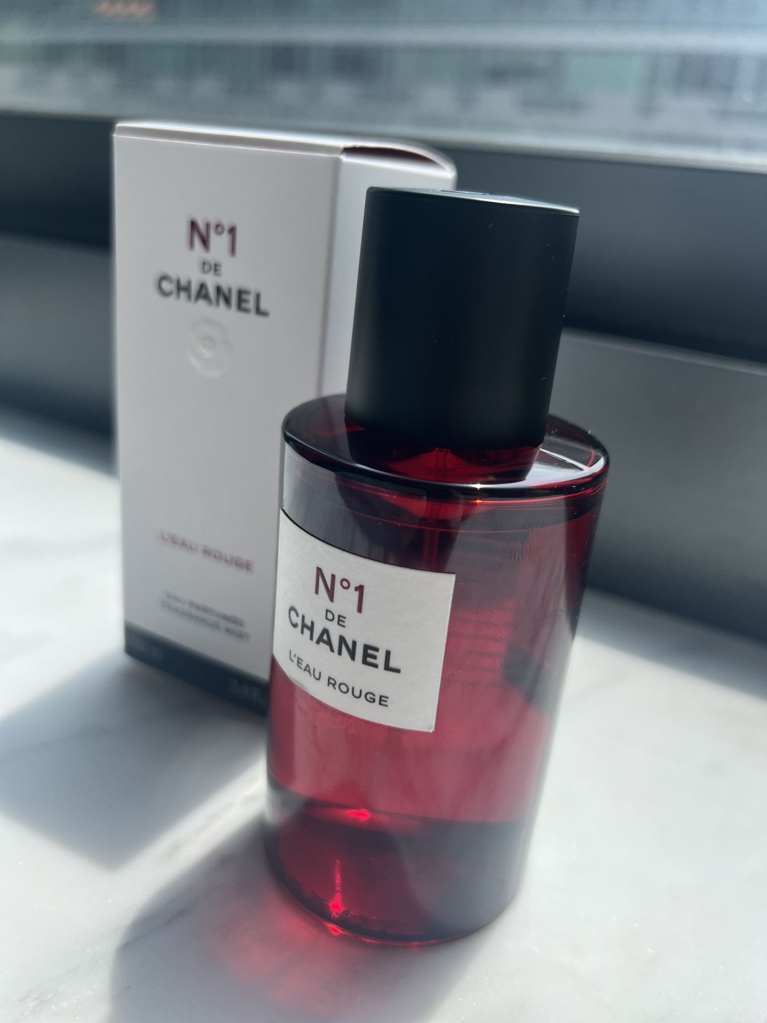 N°1 DE CHANEL L'Eau Rouge Fragrance Mist - www.disolcolor.com