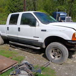 7.3 Powerstroke Part Out An V10 Parts 