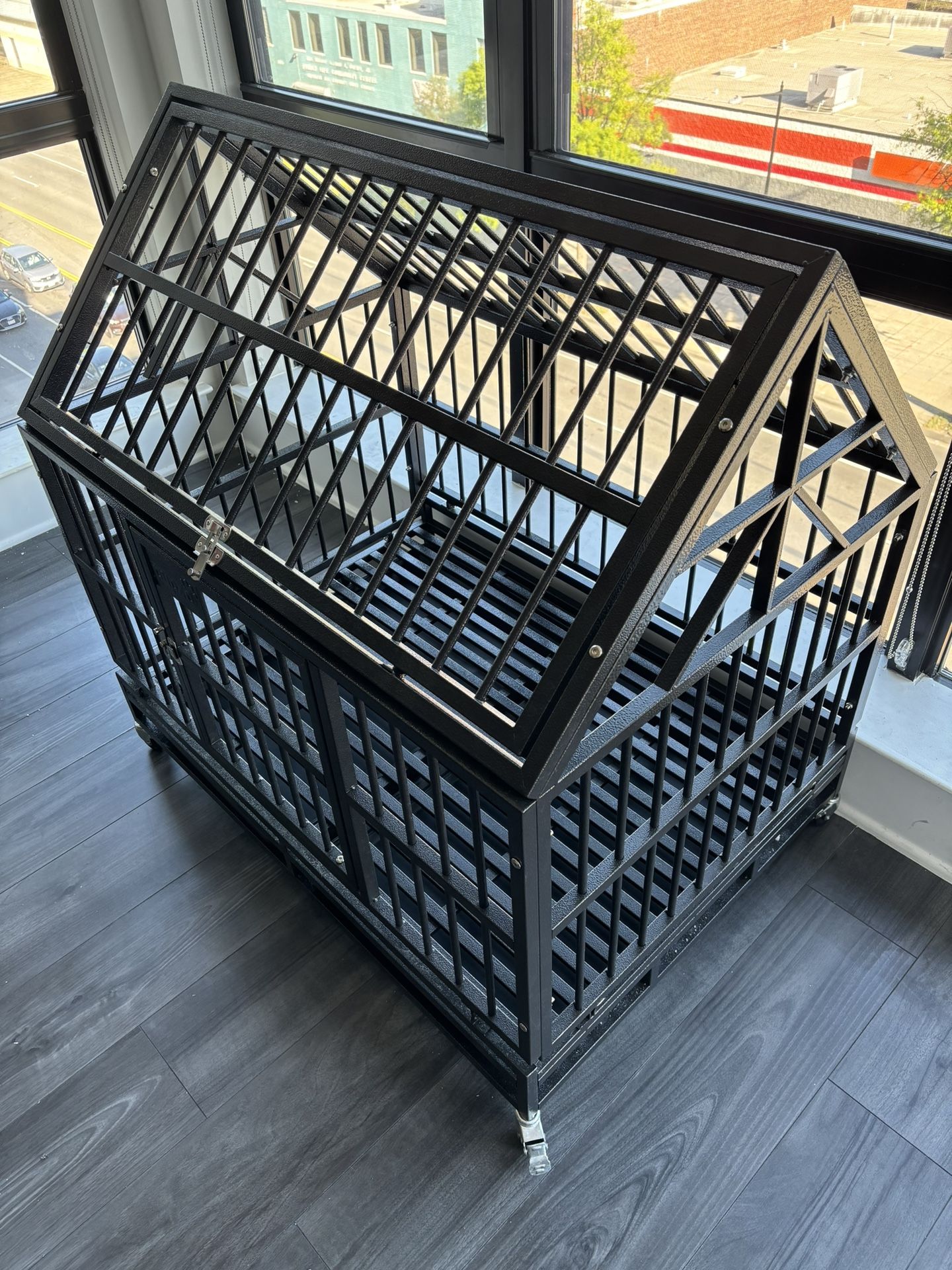 Heavy Duty Dog Crate