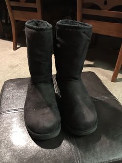 Boots for girl’s brand Sonoma size 1