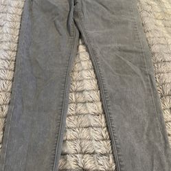 Levi Super Skinny Jeans Size 28