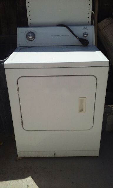 Roper heavy duty super capacity 5 cycle 3 temperature electric dryer made by whirlpool in very good condition