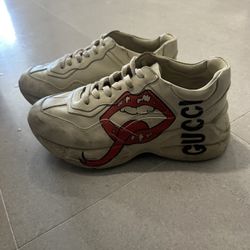 Gucci Sneakers 