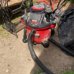 Craftsman 6.5  Peak Hp 16 Gallon Shop Vac