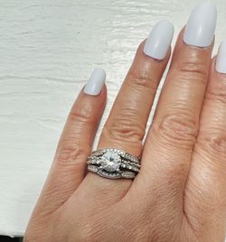 Jeulia Wedding Set Ring Size 5