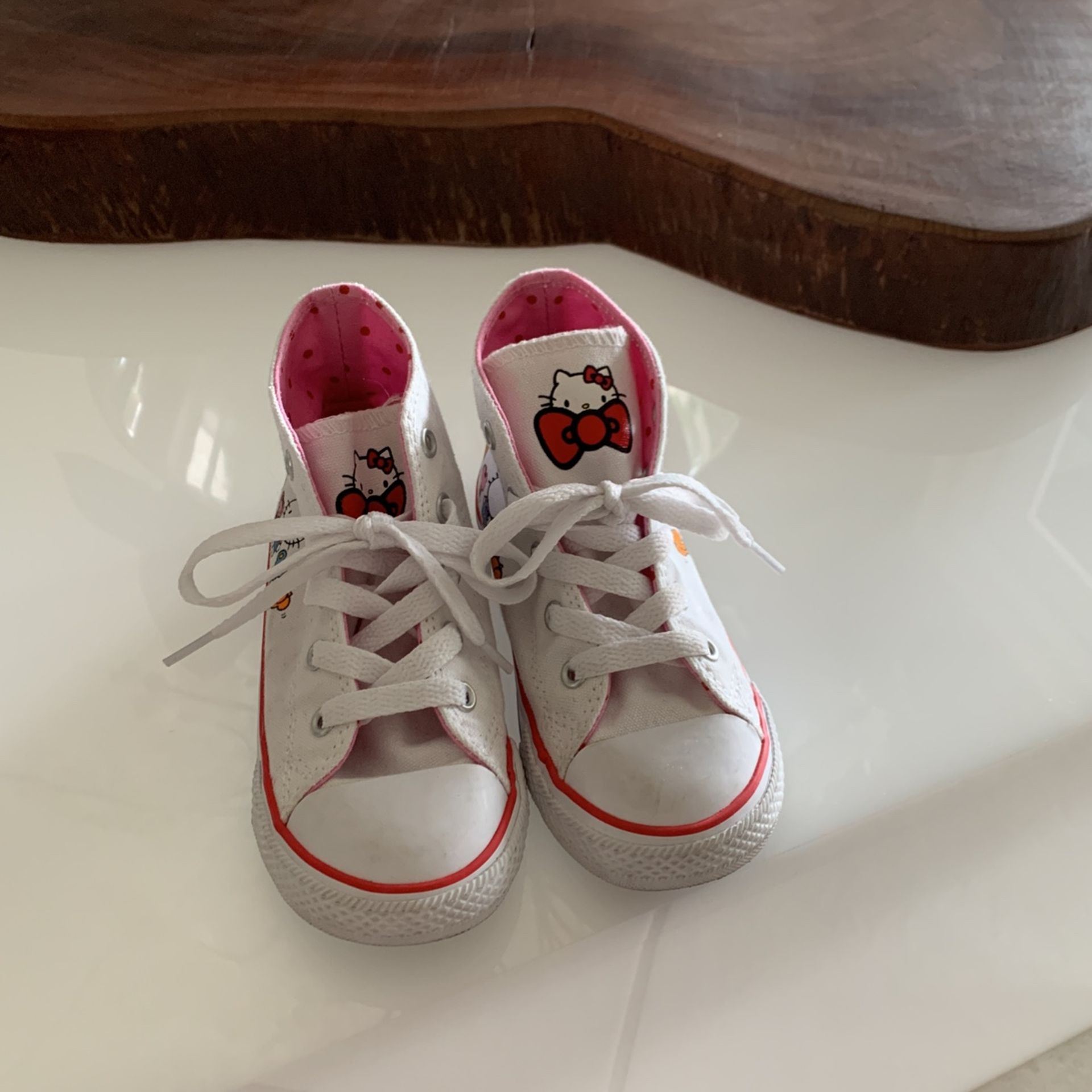 Converse Hello Kitty- Toddler Girl Size 9