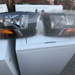 Dodge Ram 2012 Head Lights 