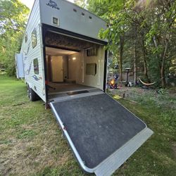 2008 Jayco ZX T29M Toy Hauler – Built for Adventure