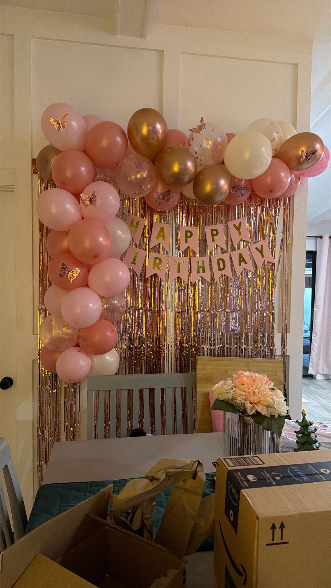 FREE  Small Balloon Garland 