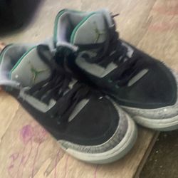 jordan 3s green