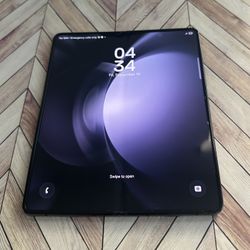 Samsung Galaxy Z Fold5 (256GB) Unlocked / Liberado 