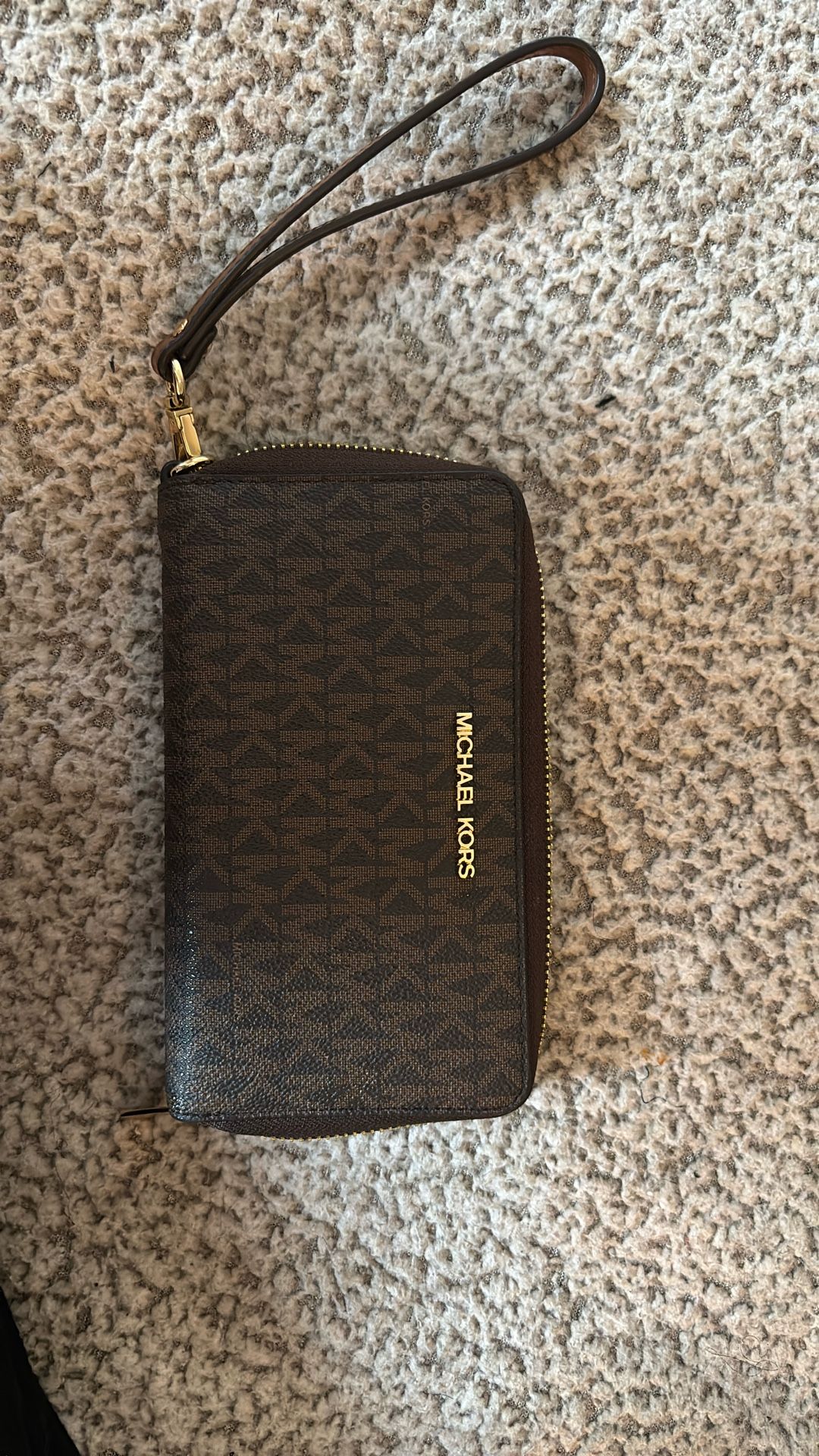 Micheal Kors wallet