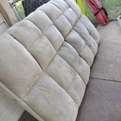 futon couch 