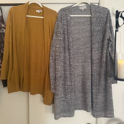 Sweaters/Cardigan 