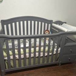 Crib With Changing Table