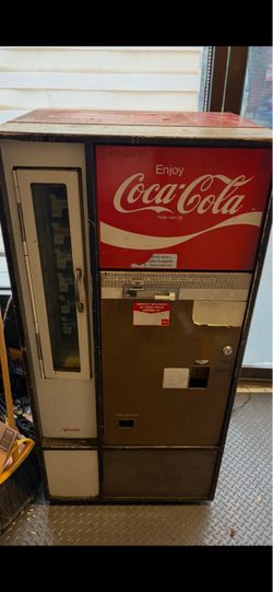 Vintage Vendo Coca-Cola Vending Machine