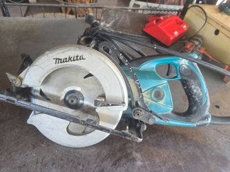 Makita saw