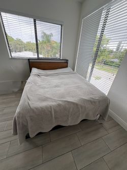 Headboard with mattress