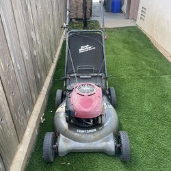 Lawnmower 