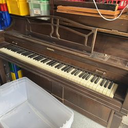 Baldwin Piano