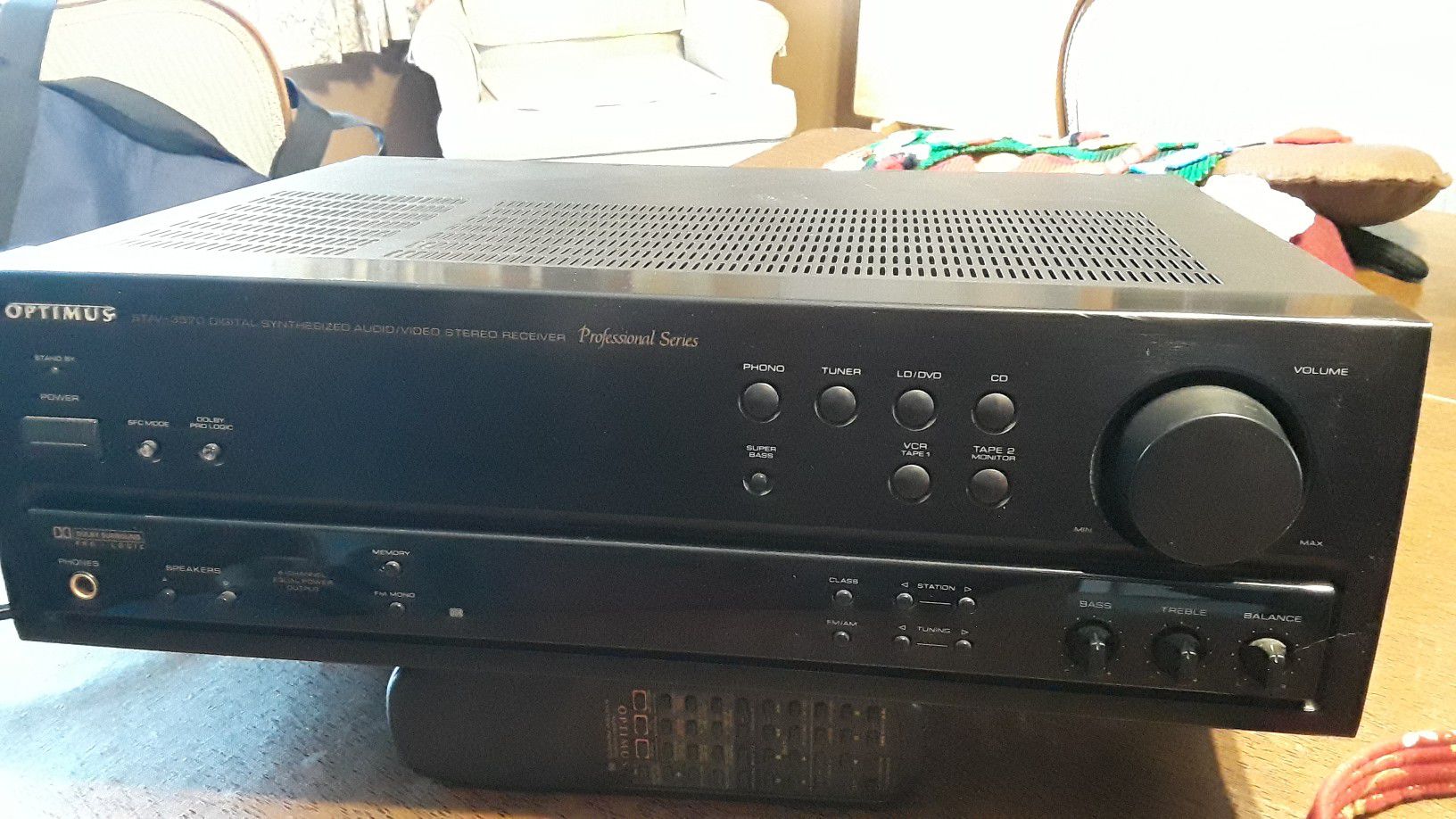 OPTIMUS STAV-3570 digital synthesized audio/video stereo receiver PROFESSIONAL SERIES